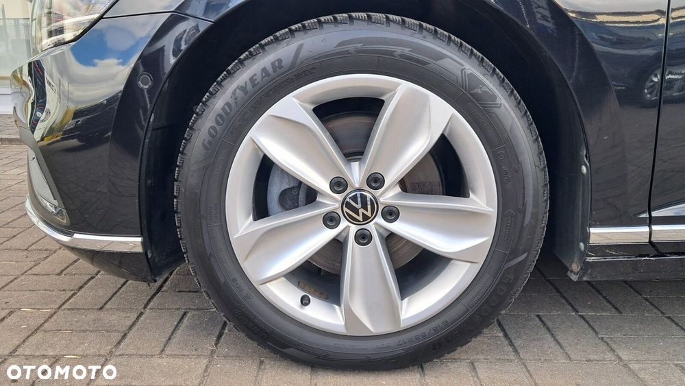 Volkswagen Passat 2.0 TDI EVO Elegance DSG - 35