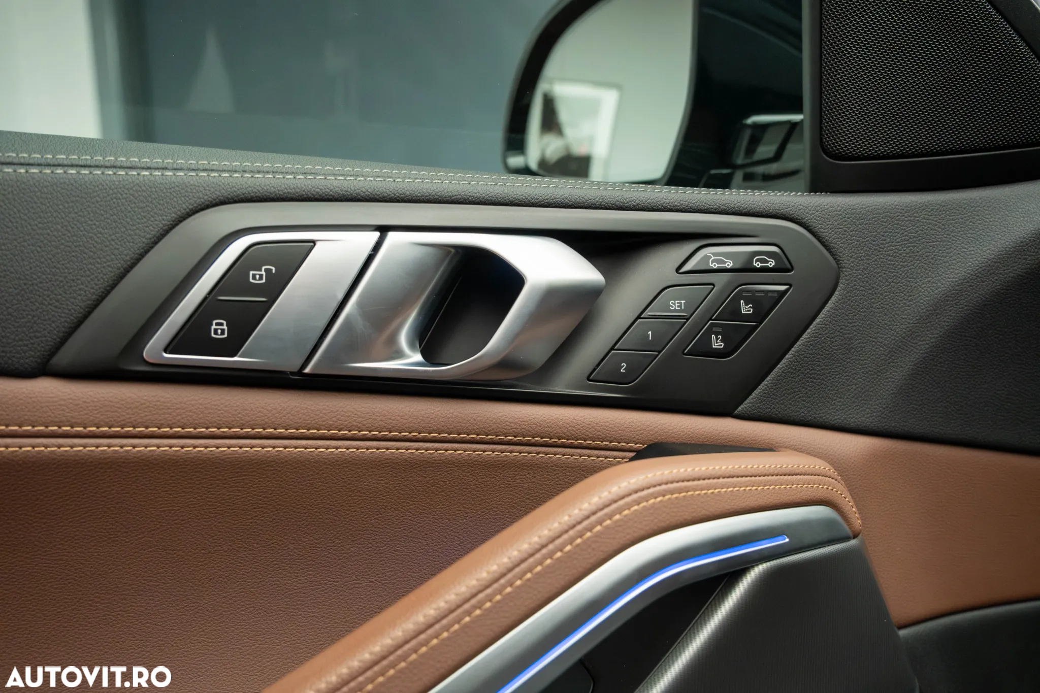 BMW X6 xDrive40i AT MHEV - 31