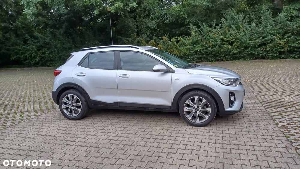 Kia Stonic 1.6 CRDi SCR L - 17
