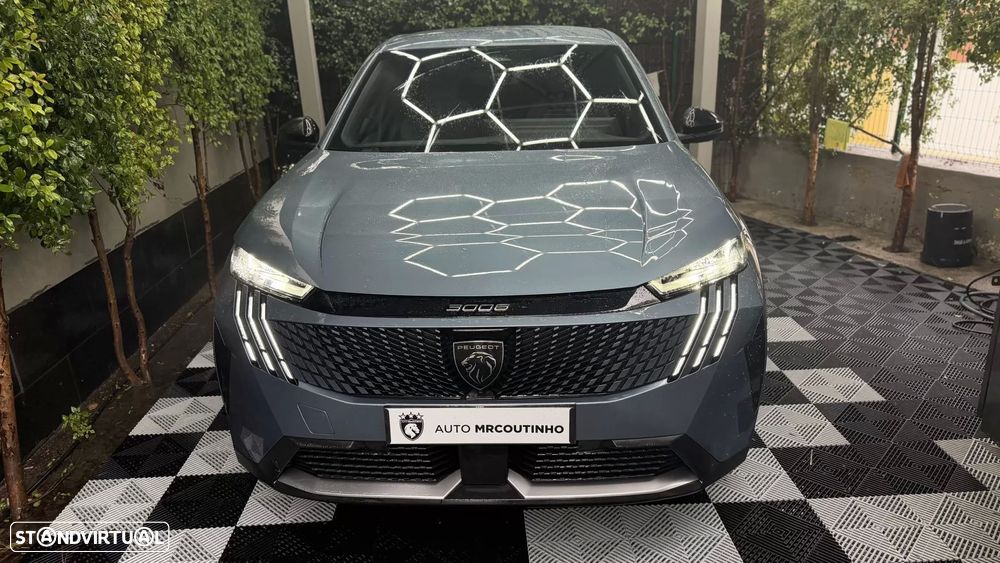 Peugeot 3008 1.2 Hybrid Allure e-DCS6 - 2
