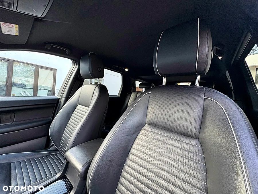 Land Rover Discovery Sport 2.0 D150 R-Dynamic - 20