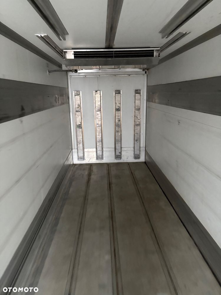 MAN TGM 15.250 / CHŁODNIA CARRIER / DZIELONA KOMORA / DMC 16.000kg / 385.000km przebiegu / WINDA / EURO 6 - 29