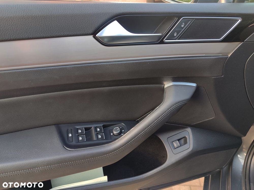 Volkswagen Passat Variant ver-2-0-tdi-bmt-highline-dsg - 5