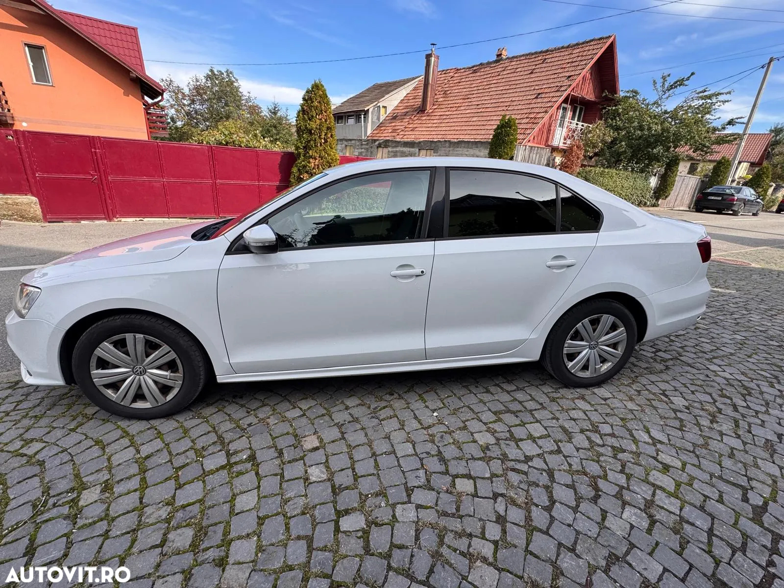 Volkswagen Jetta 2.0 TDI Trendline - 7