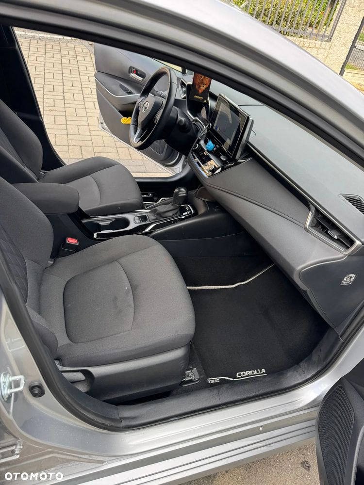 Toyota Corolla 1.8 Hybrid Comfort - 16