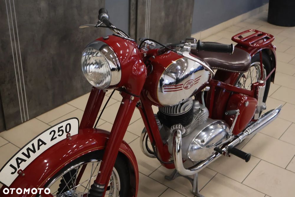Jawa 250 - 8