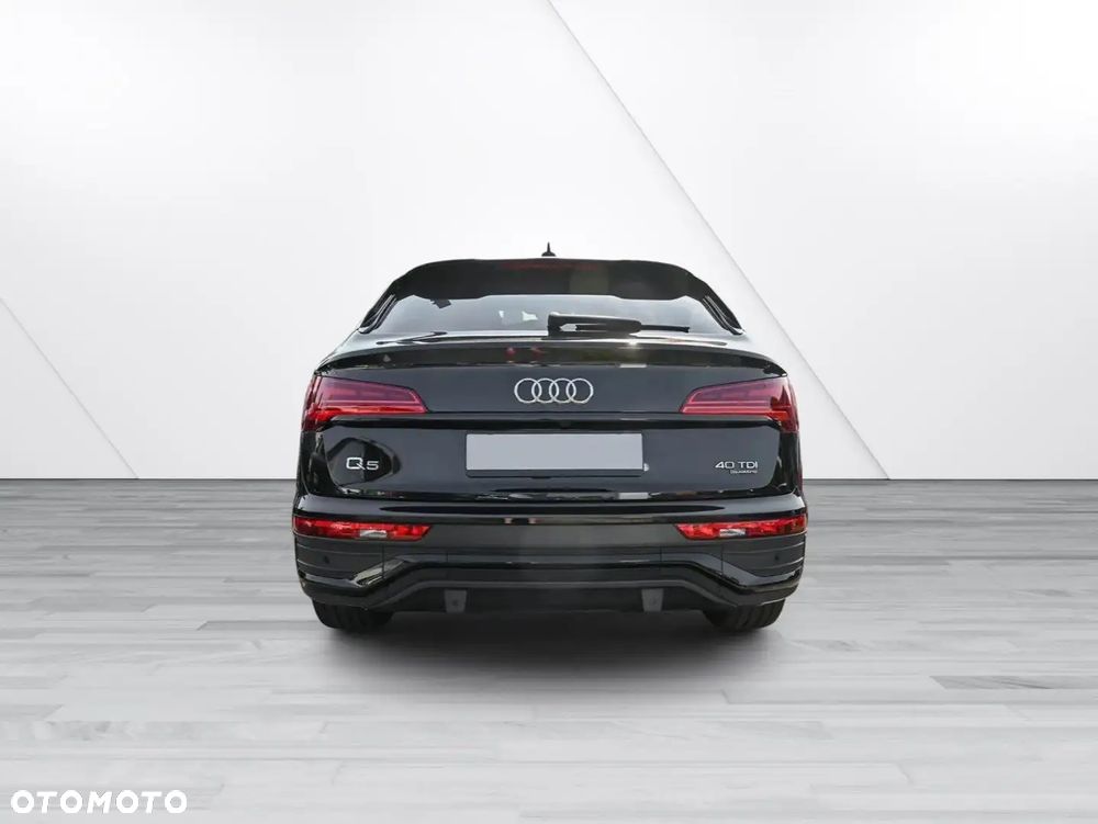 Audi Q5 40 TDI quattro S tronic S line - 4