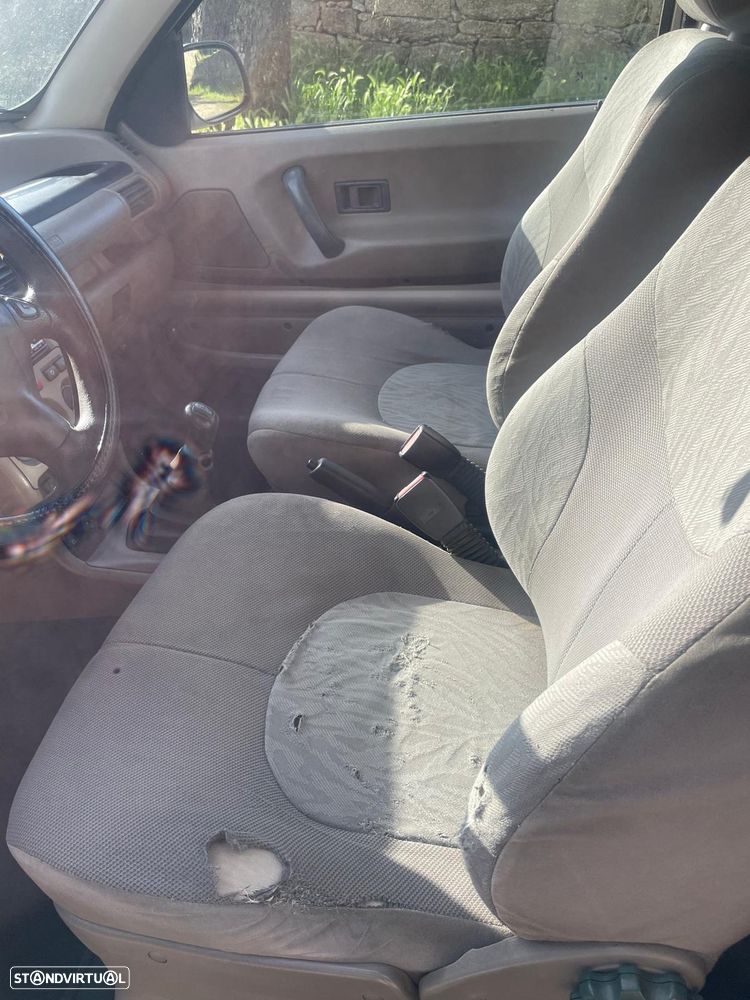Land Rover Freelander 2.0 di - 8