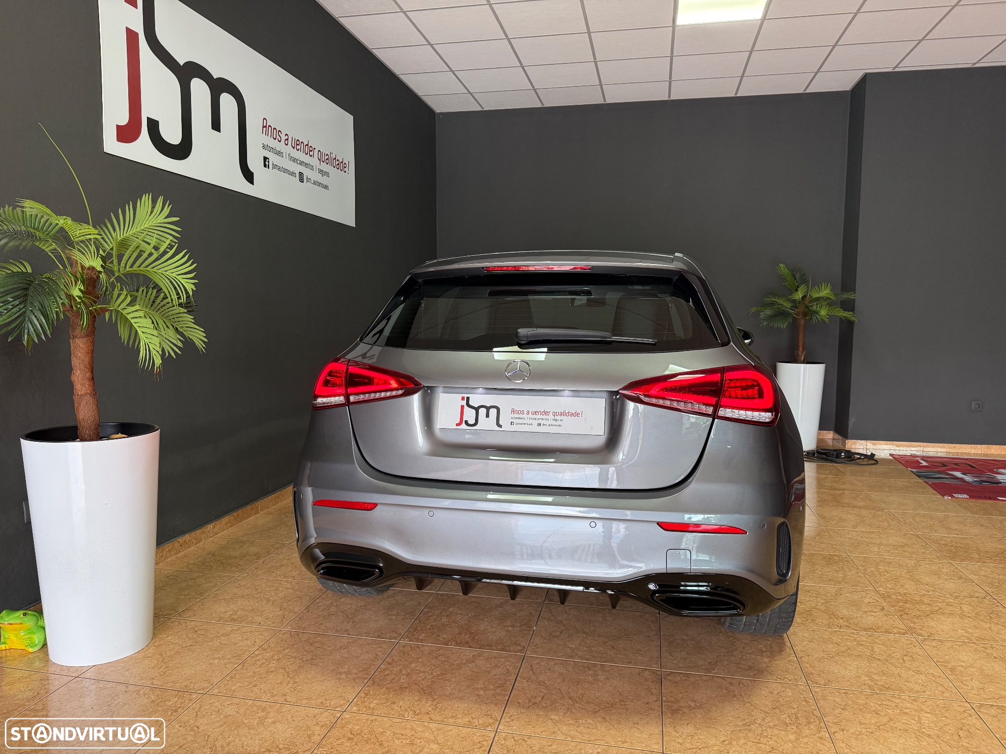Mercedes-Benz A 250 e AMG Line - 5