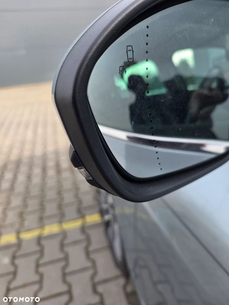 Renault Megane E-TECH 160 EQUILIBRE - 9