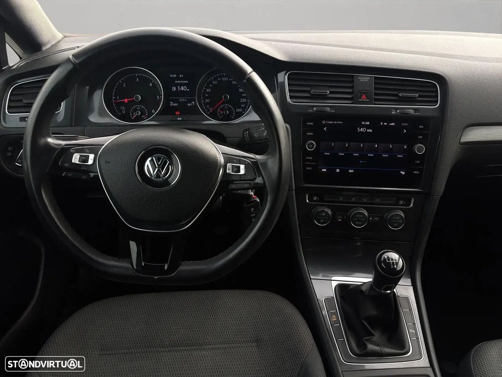 VW Golf 1.6 TDI Highline - 14