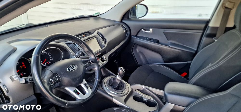 Kia Sportage 1.6 GDI 2WD ISG Dream-Team Edition - 10
