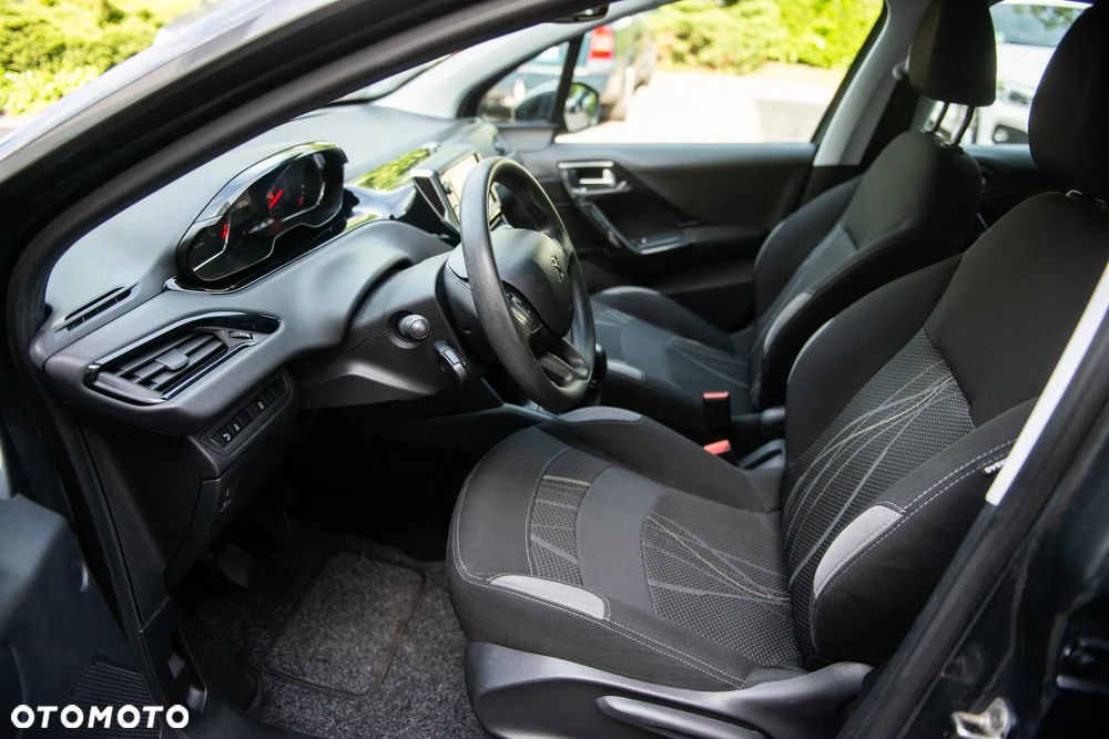 Peugeot 208 PureTech 68 Active - 14