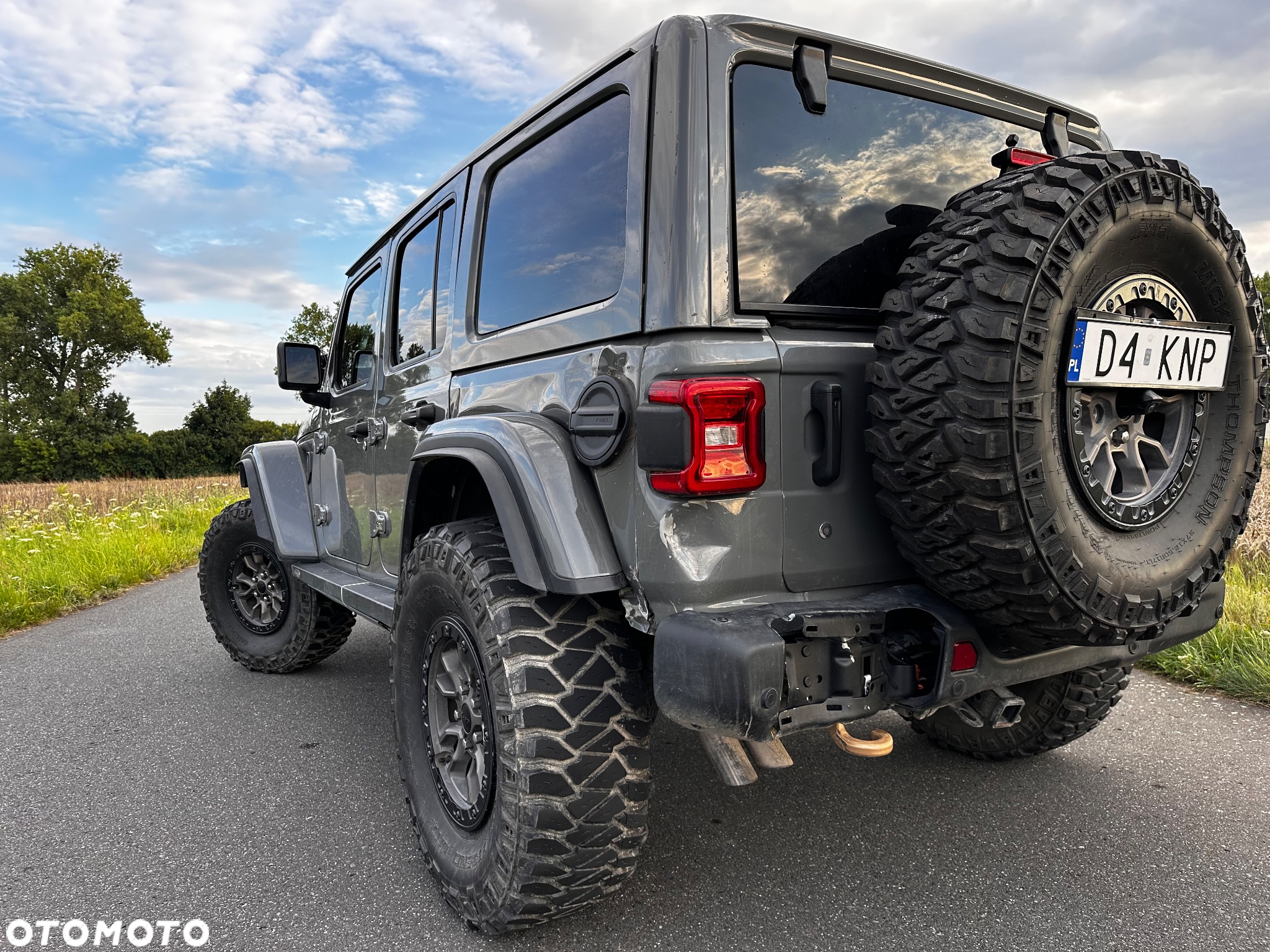 Jeep Wrangler - 12