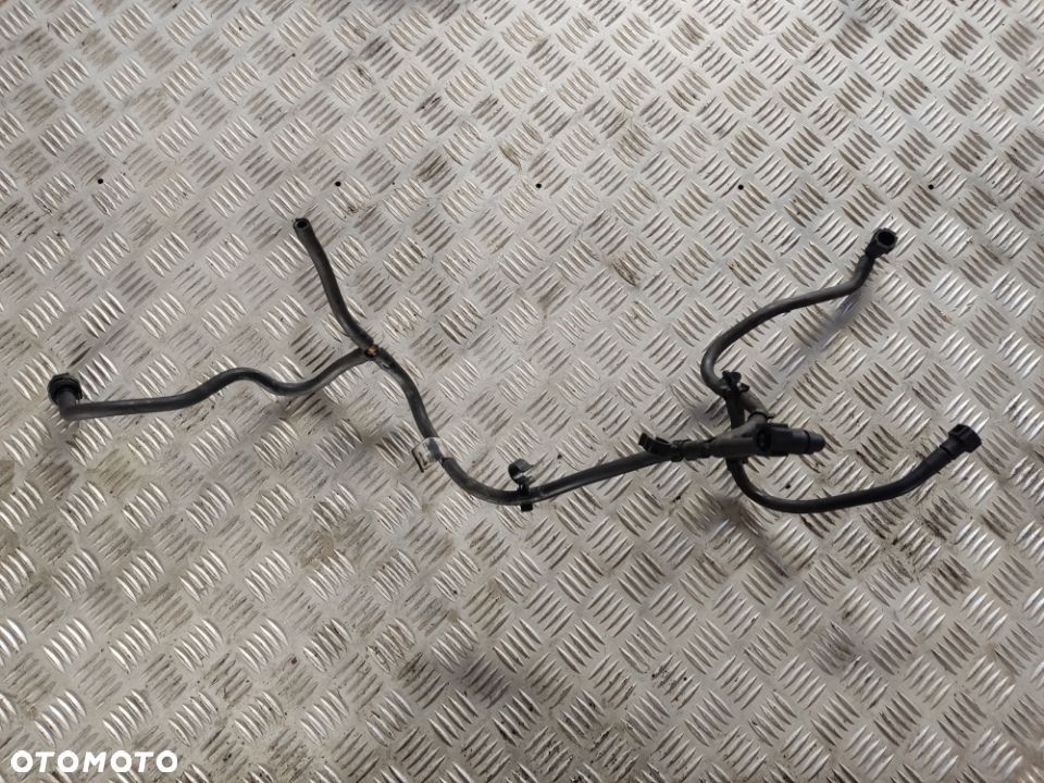 Przewody paliwowe Renault Gama D 240 - 2