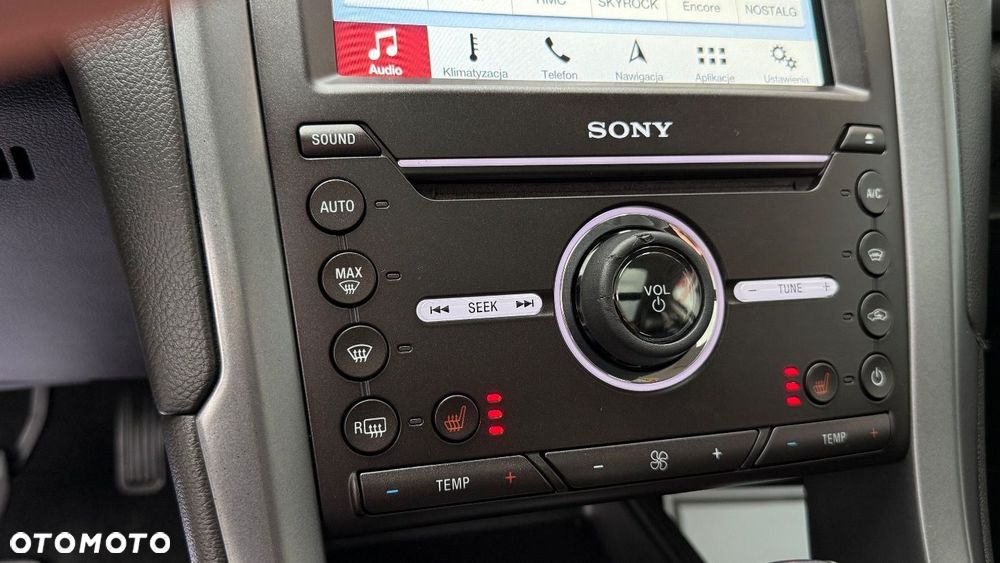 Ford Mondeo - 35
