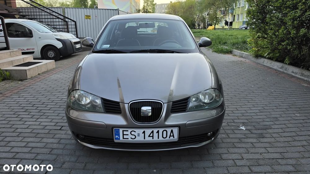 Seat Ibiza 1.4 16V Signo - 2