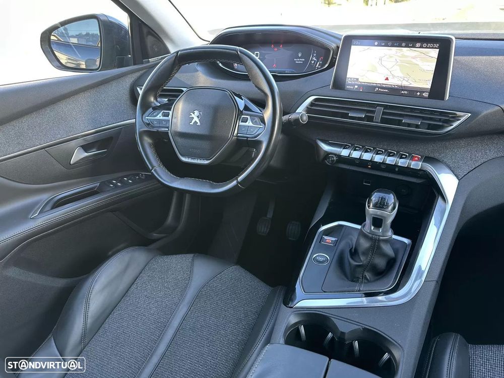 Peugeot 5008 1.2 PureTech Allure Pack - 30