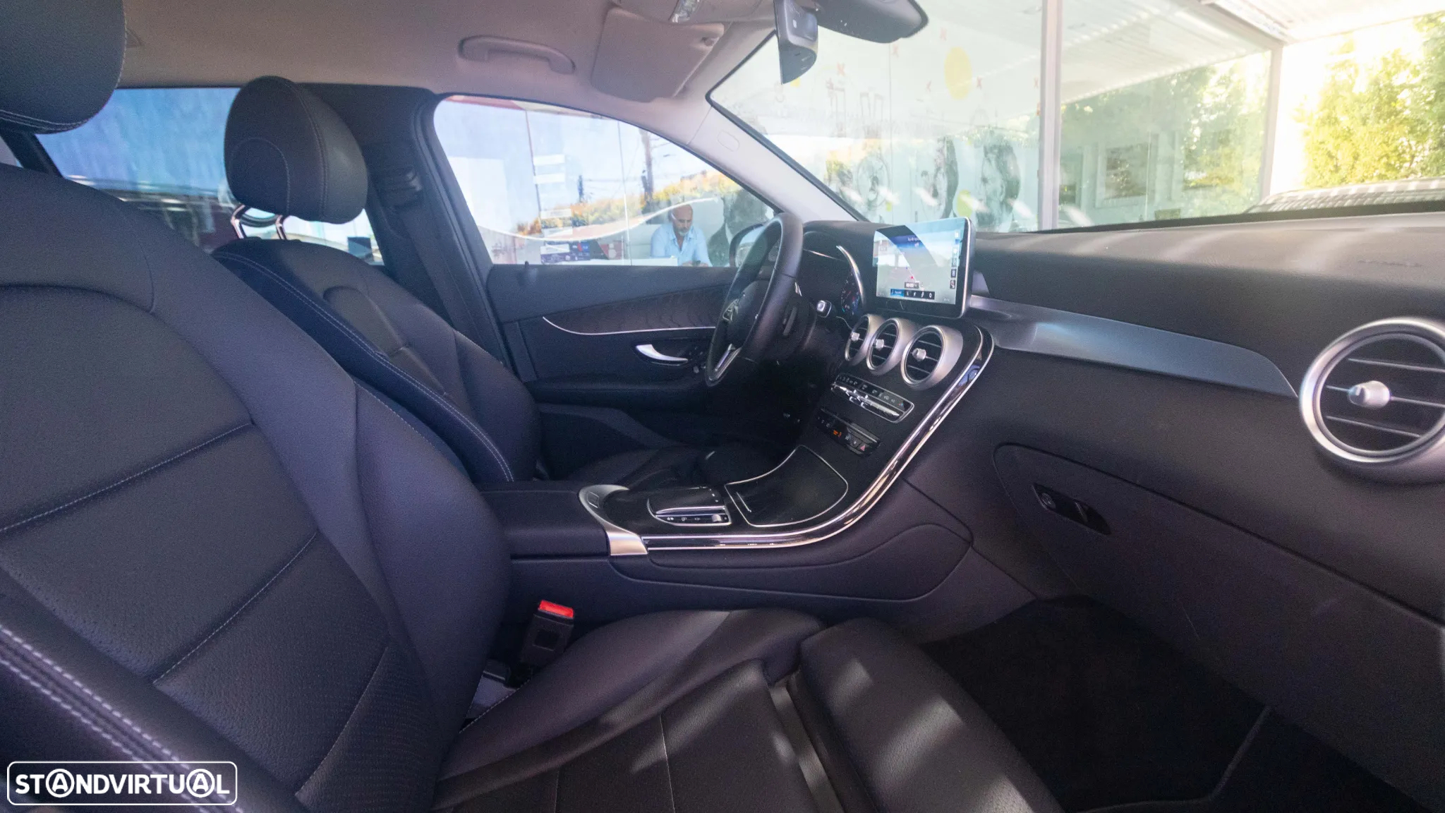 Mercedes-Benz GLC 300 e 4Matic - 13