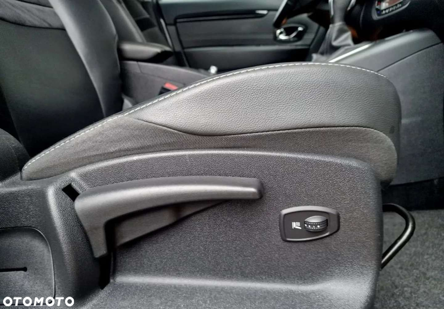 Renault Grand Scenic - 5