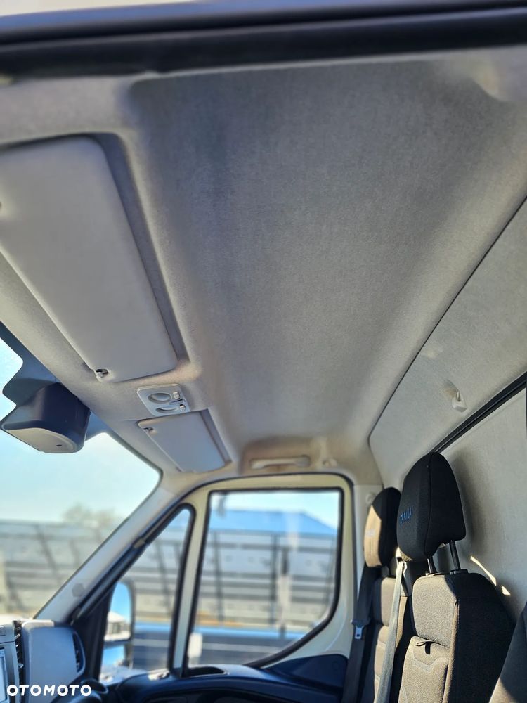 Iveco DAILY 40 C35 - 22