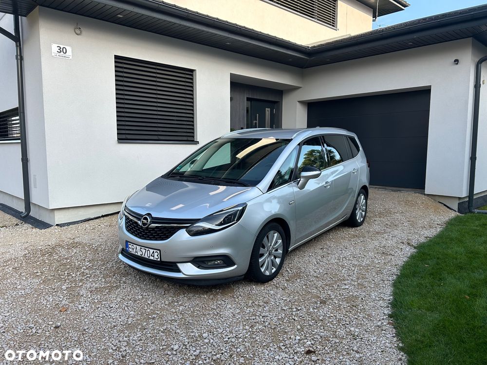Opel Zafira 2.0 CDTI Cosmo - 1