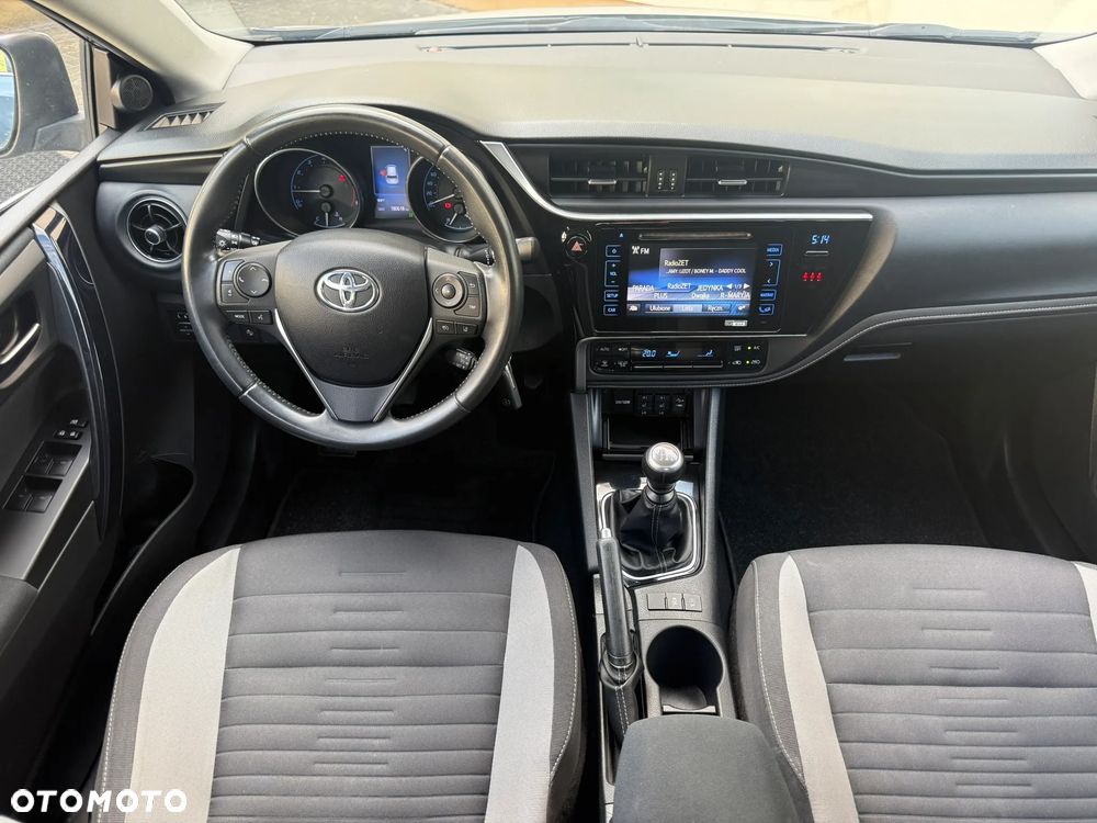 Toyota Auris 1.2 Turbo Edition S+ - 29