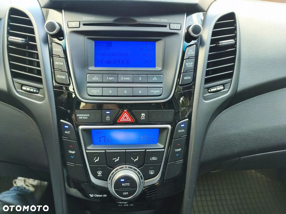 Hyundai i30 1.6 D GO - 8