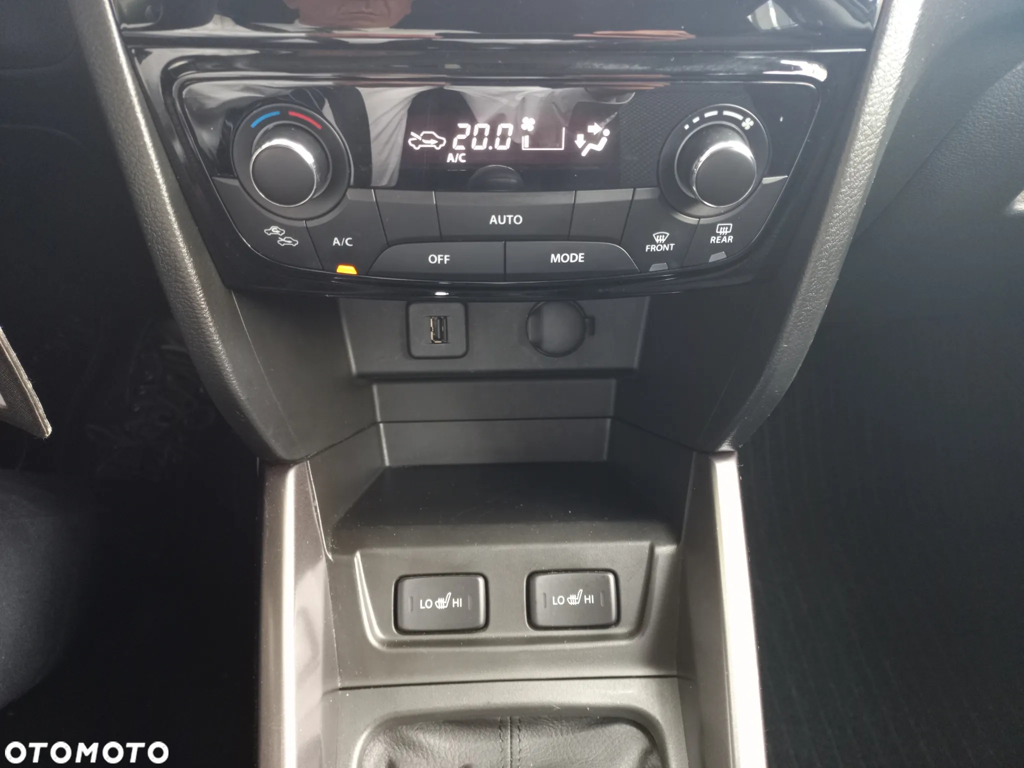 Suzuki Vitara 1.4 Boosterjet Premium 2WD - 21
