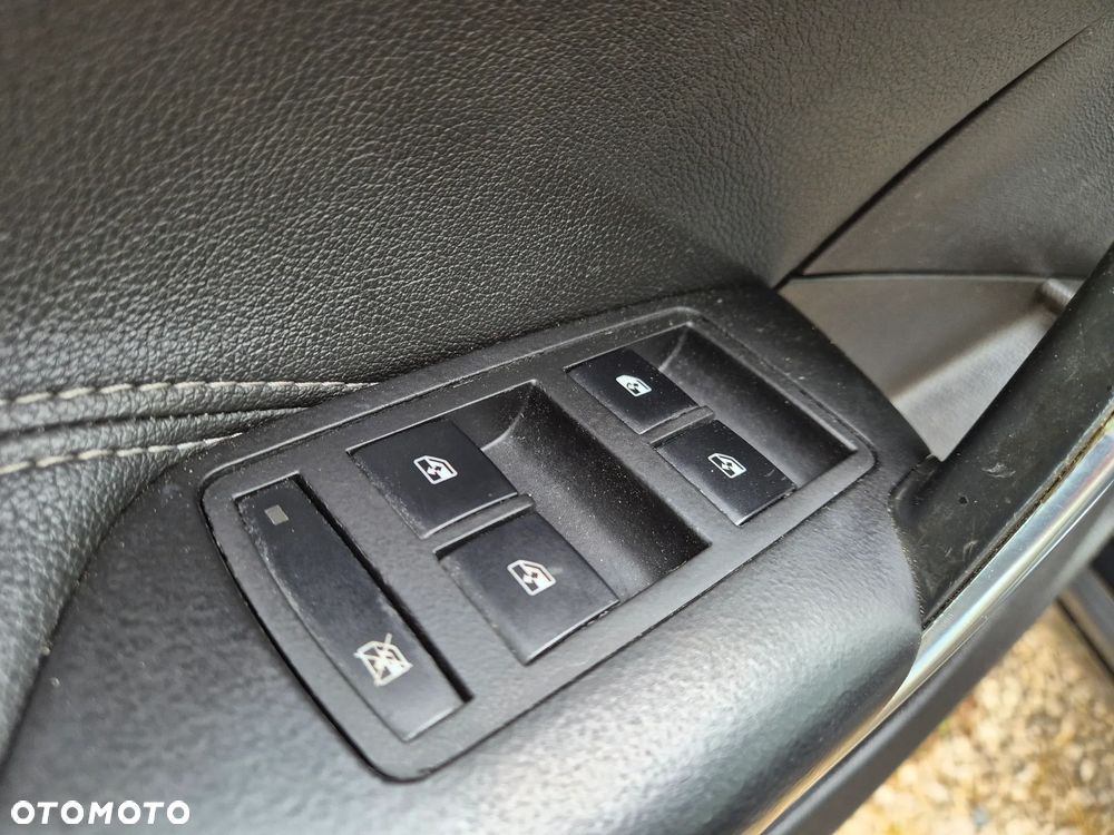 Opel Insignia - 9