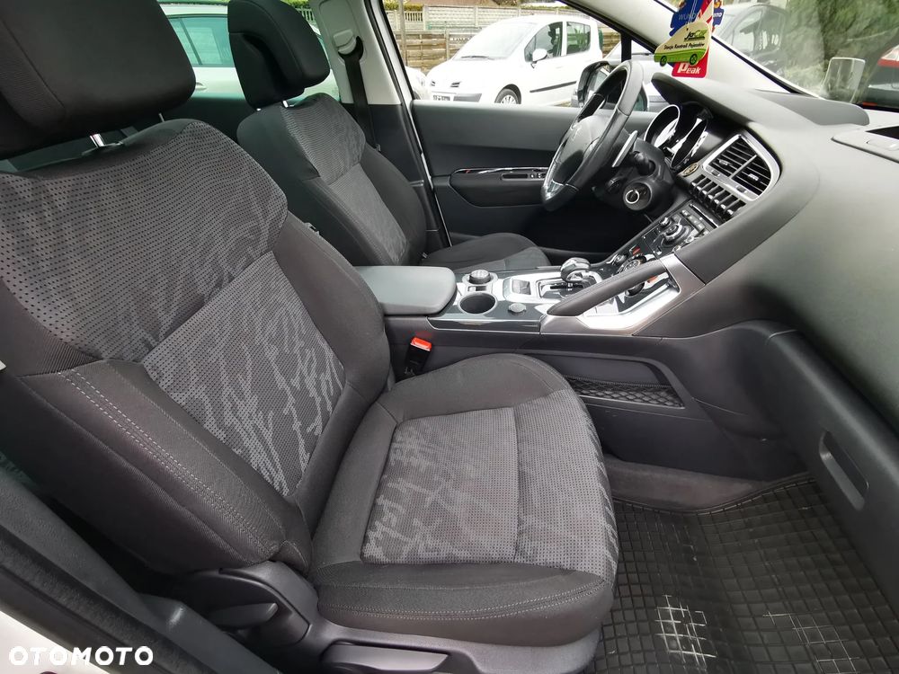 Peugeot 3008 2.0 HDi HYbrid4 - 15