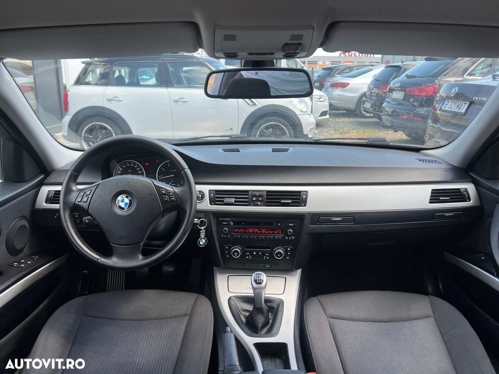 BMW Seria 3 318i Edition Lifestyle - 27