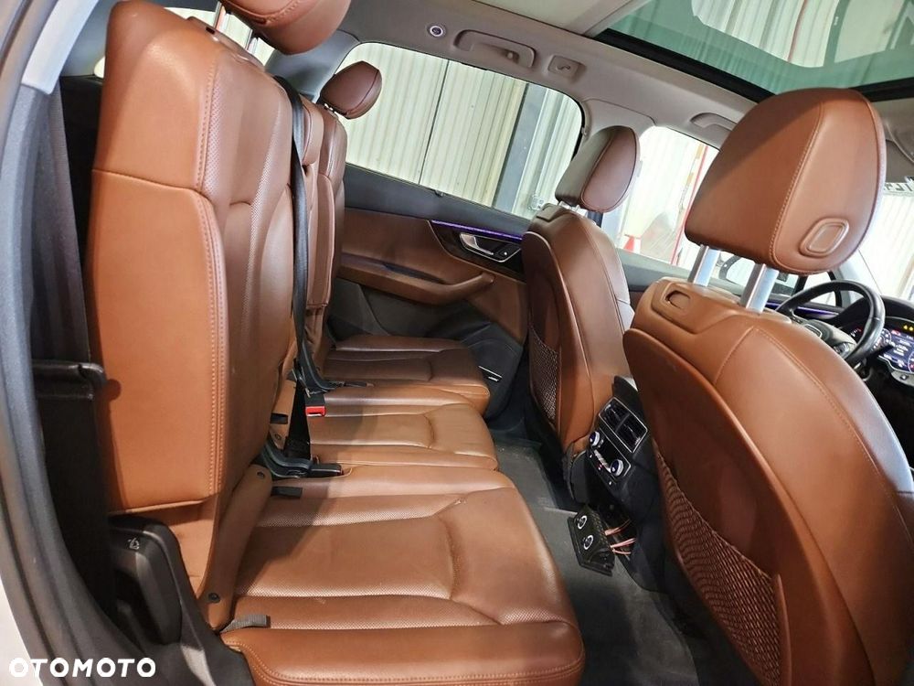 Audi Q7 3.0 TFSI Quattro Tiptronic - 10