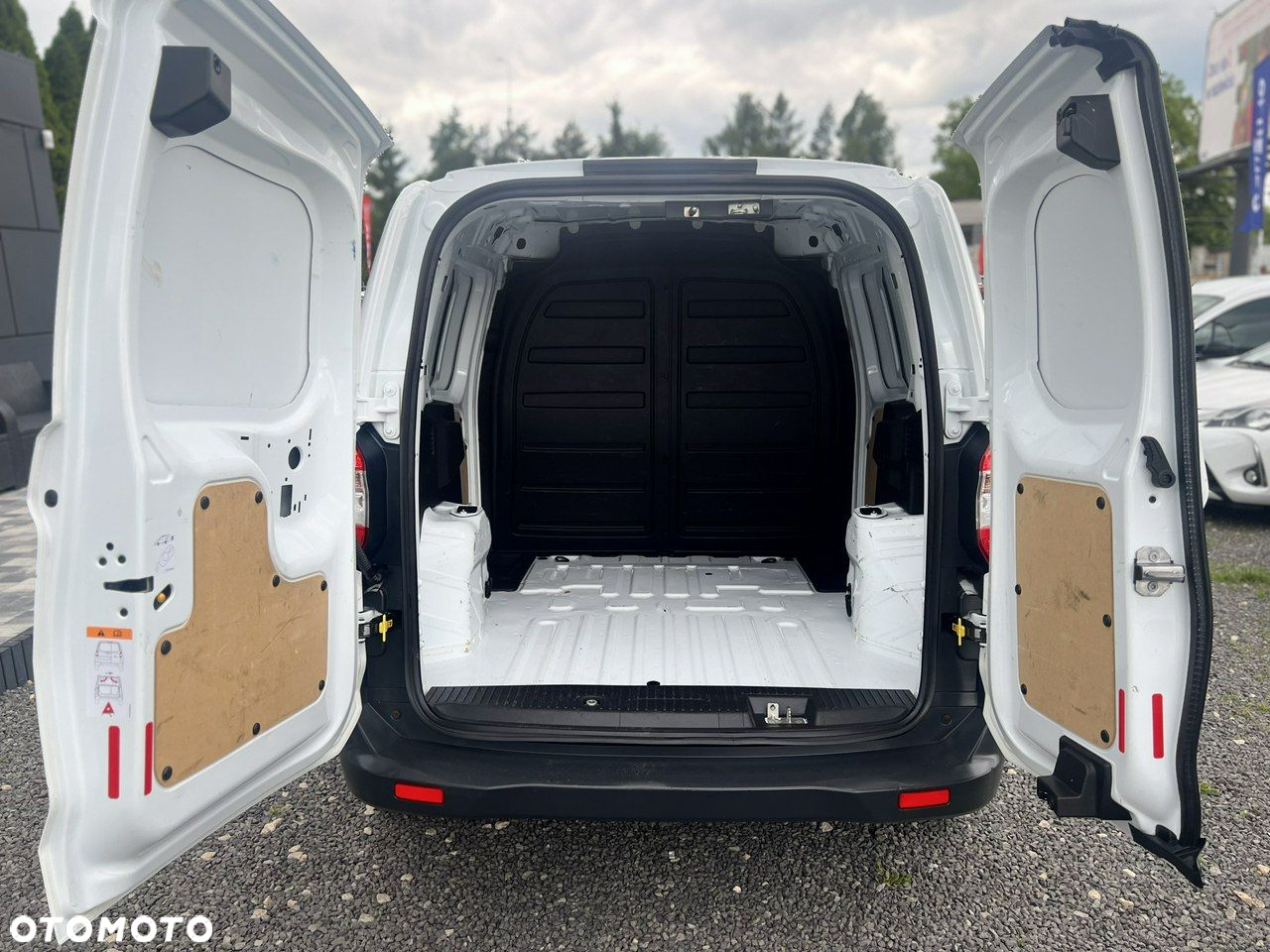 Ford Transit Courier 1.5 TDCi Ambiente - 31