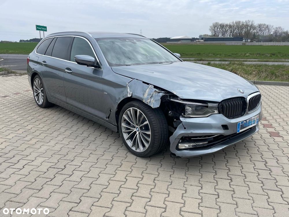 BMW Seria 5 520d xDrive Luxury Line - 3