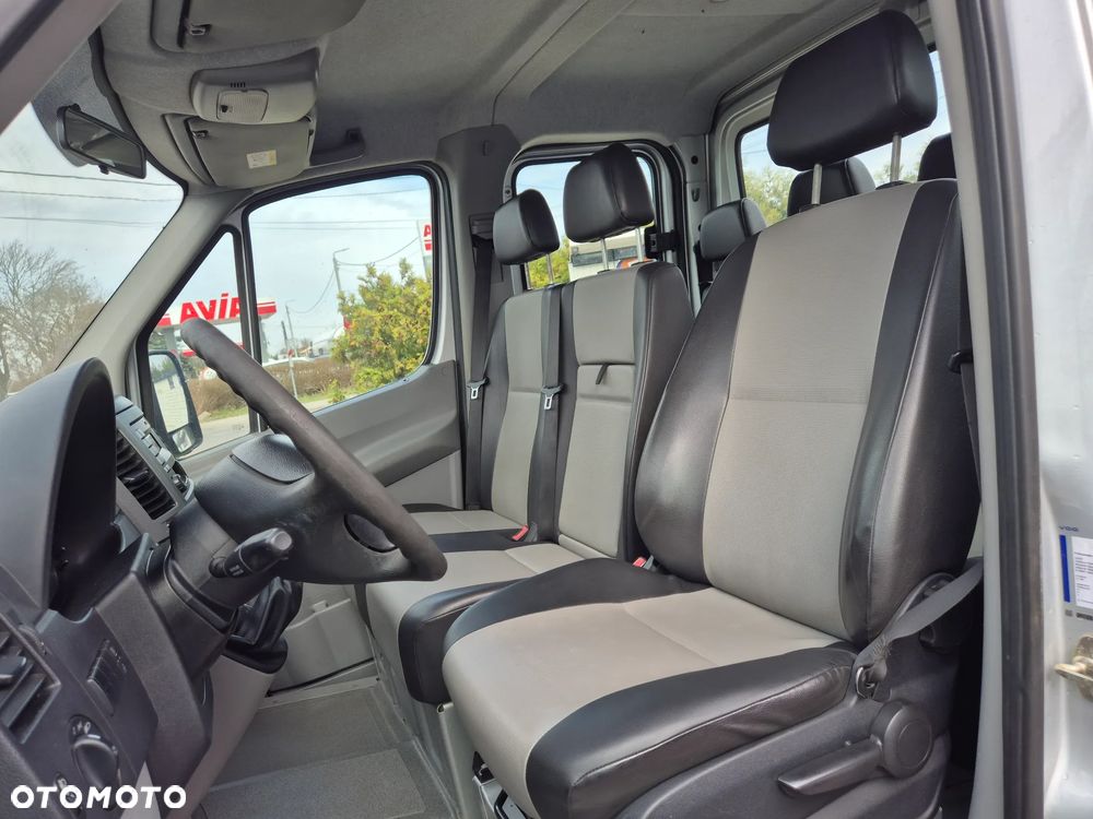 Volkswagen CRAFTER - 19