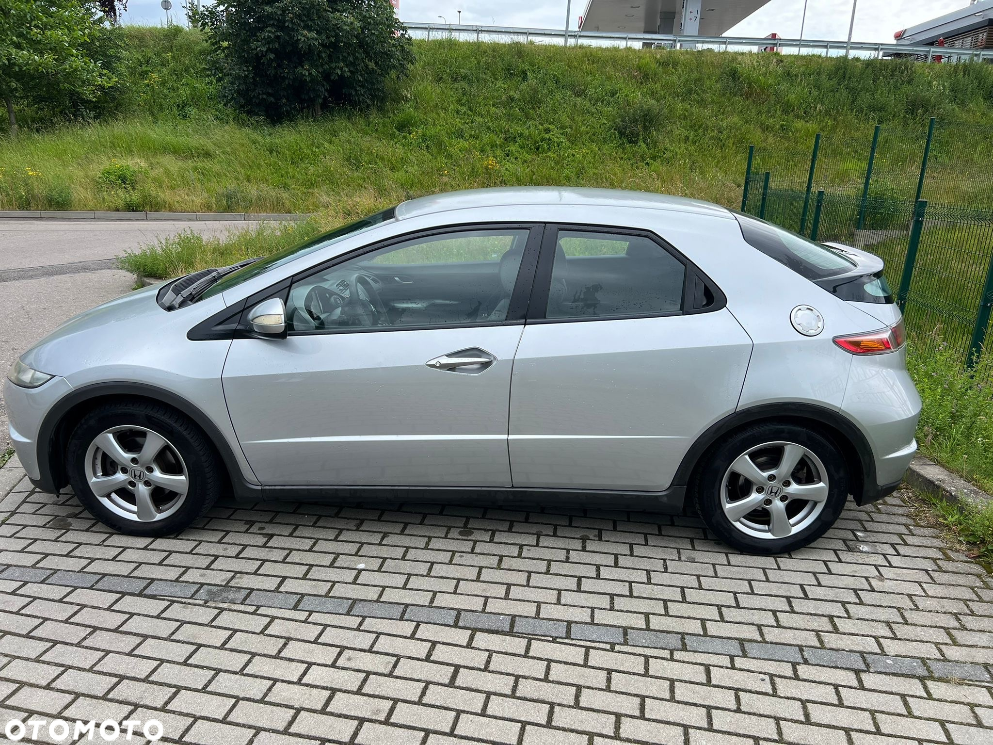 Honda Civic 1.4i-DSi - 4