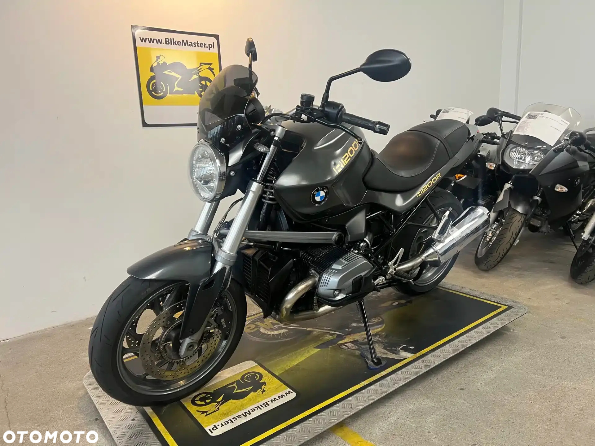 BMW R - 4