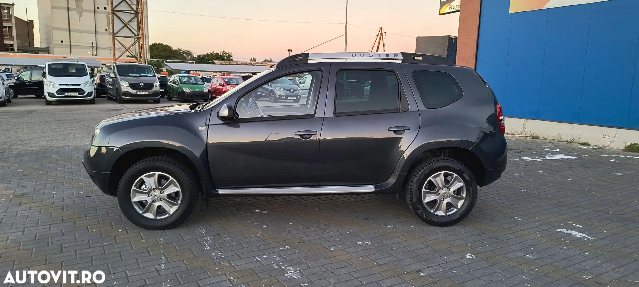 Dacia Duster dCi 110 FAP 4x4 Prestige - 11