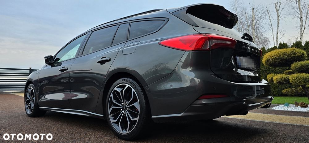 Ford Focus 1.5 EcoBoost ST-Line - 4