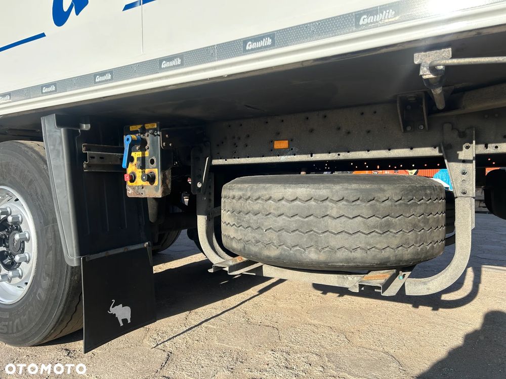 Schmitz Cargobull THERMO KING SLX300 HAKÓWKA / 7 CM GRUBA ŚCIANA / KOSZ PALETOWY / 4 ZAMKI / DIESEL + ELEKTRYK / 2012 ROK !! - 18