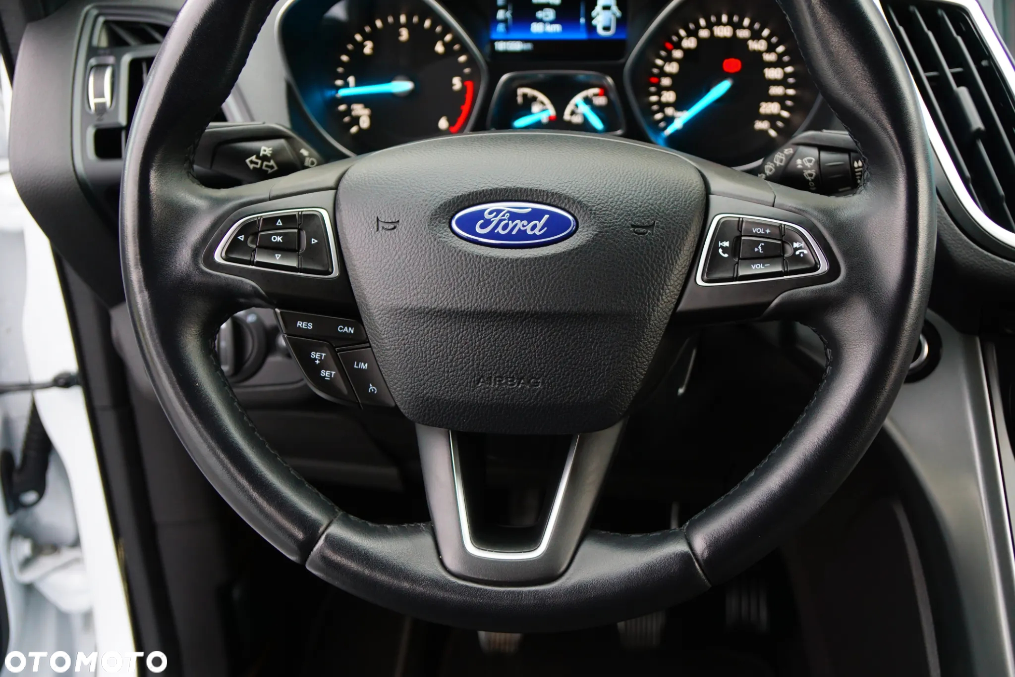 Ford Kuga 1.5 EcoBlue FWD Titanium - 31