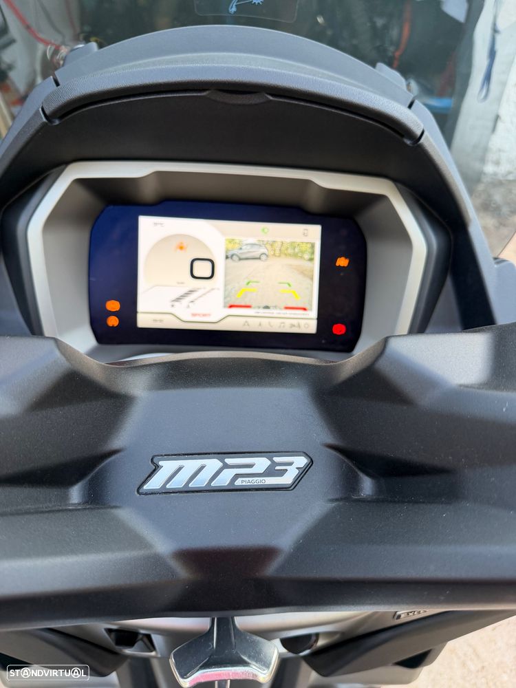 Piaggio MP3 - 4