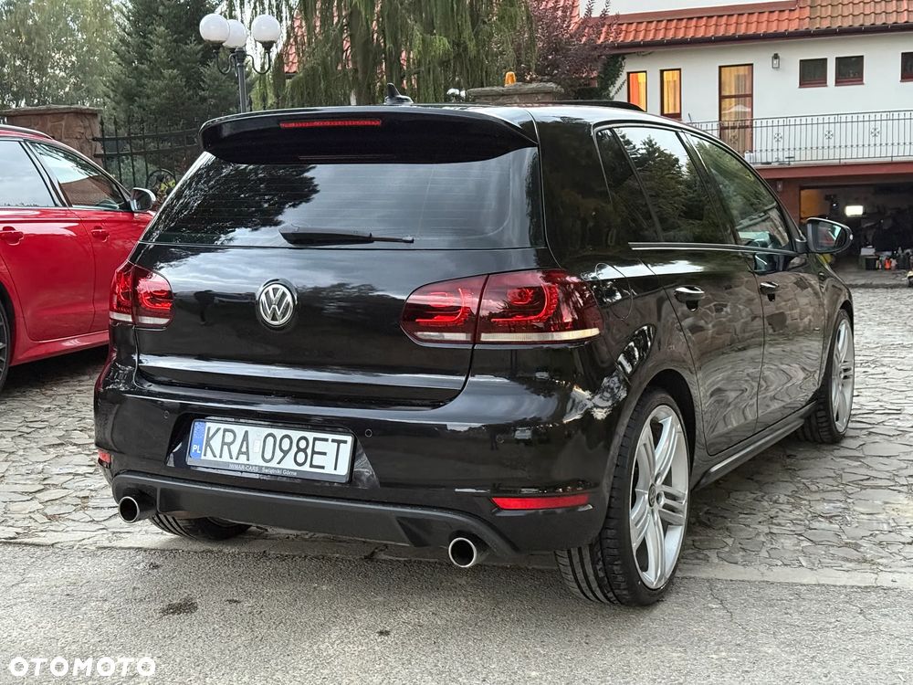 Volkswagen Golf 2.0 GTI DSG - 18