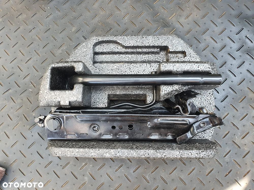 FORD FIESTA MK7 HB 5D zestaw naprawczy lewarek 8V21-17009-AB - 1