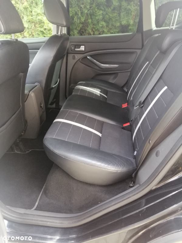 Ford Kuga 2.0 TDCi Titanium - 11