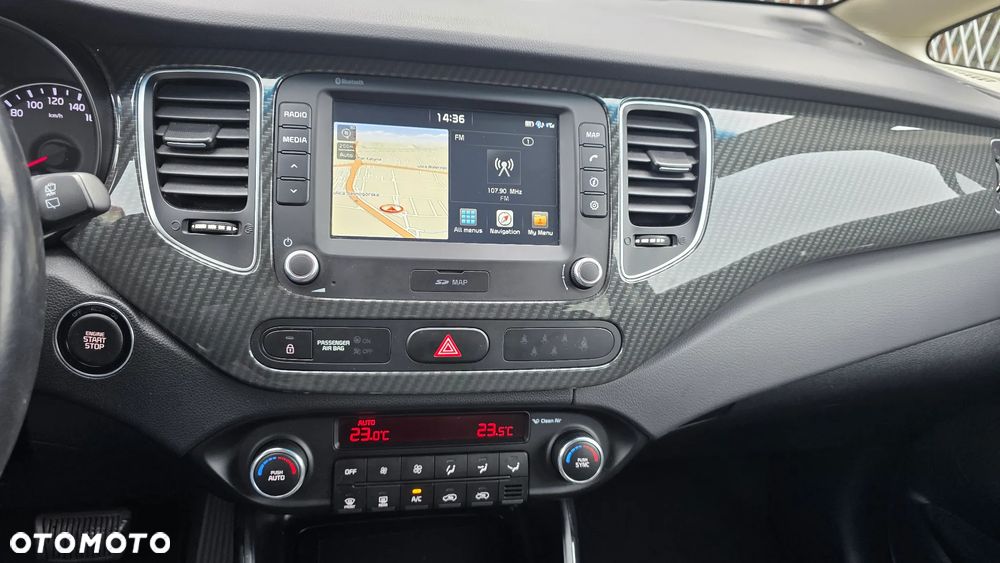 Kia Carens 1.7 CRDi Business Line 7os 7DCT - 13