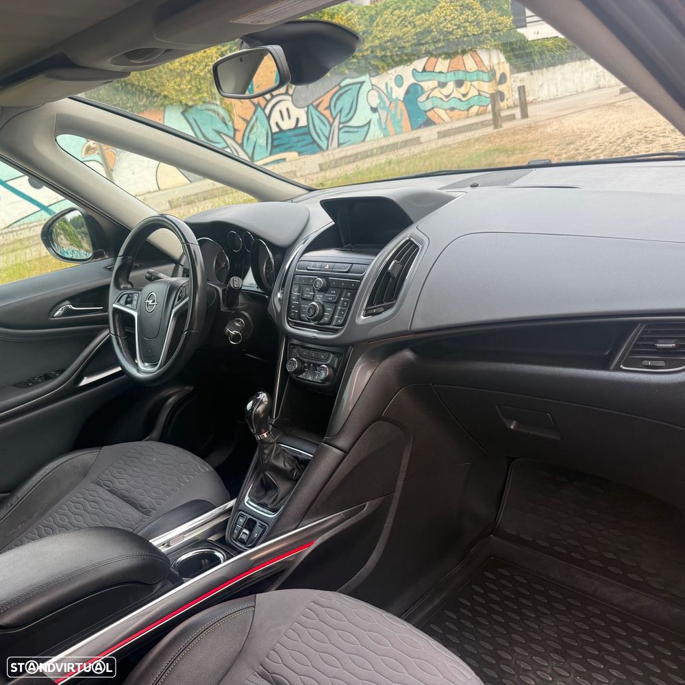 Opel Zafira 1.6 CDTi Cosmo - 4