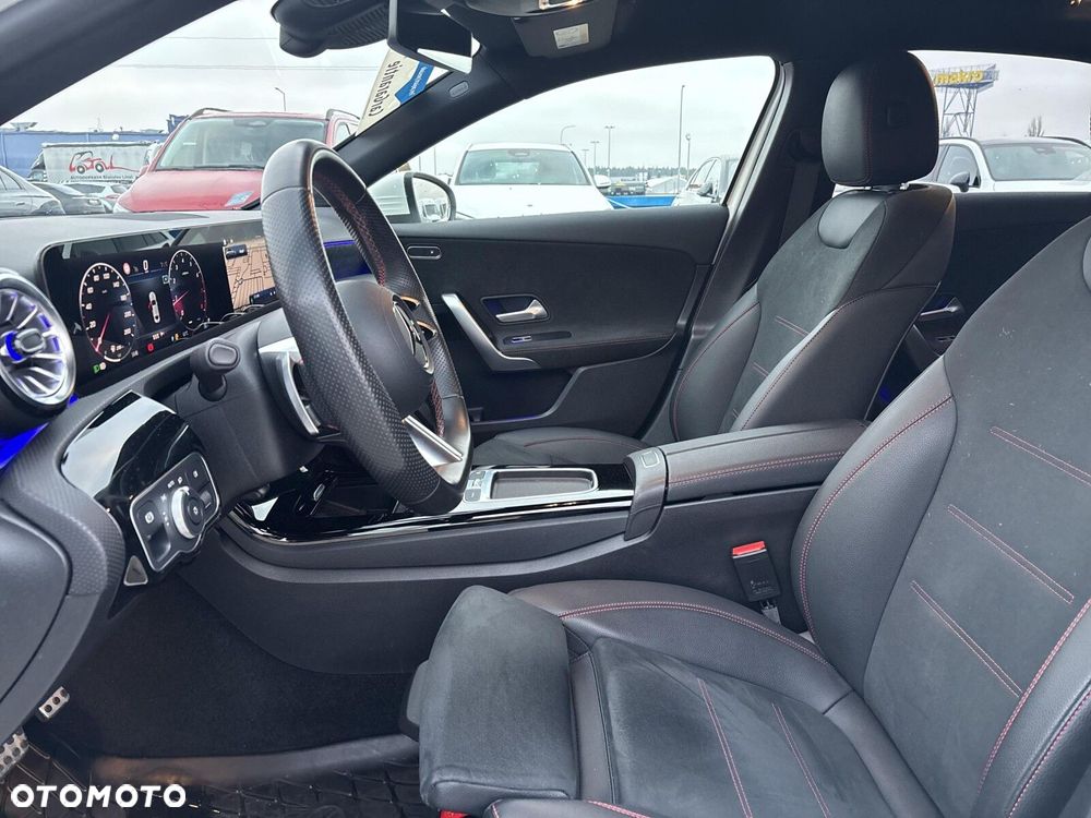 Mercedes-Benz Klasa A 200 AMG Line 7G-DCT - 18