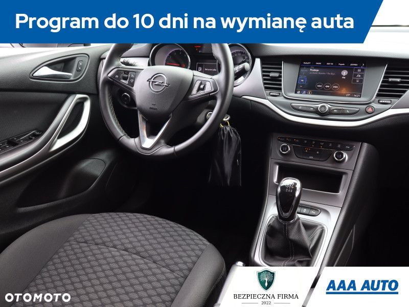 Opel Astra - 8